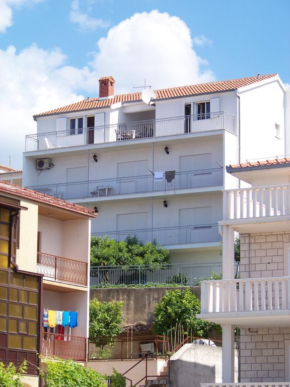 Apartments Vinka Podstrana Esterno foto